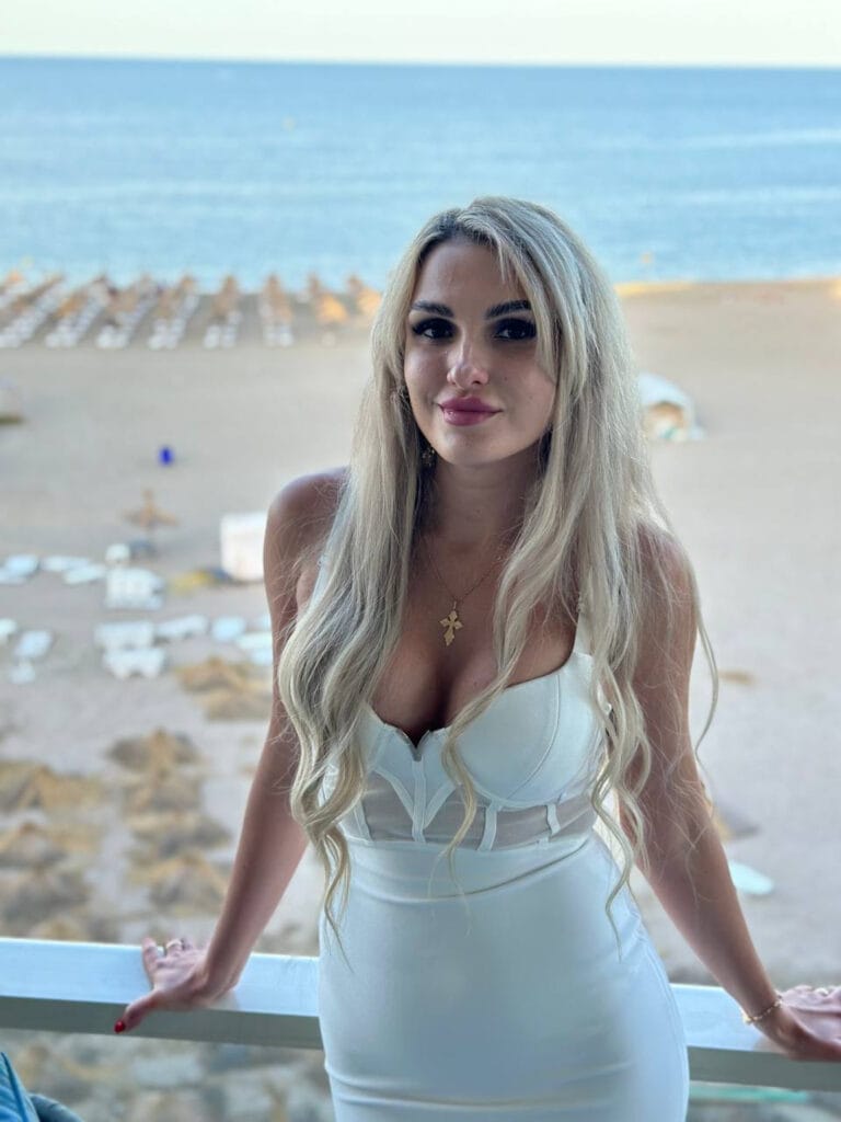 Photo of Jennifer  , creator on OnlyFans with exclusive content