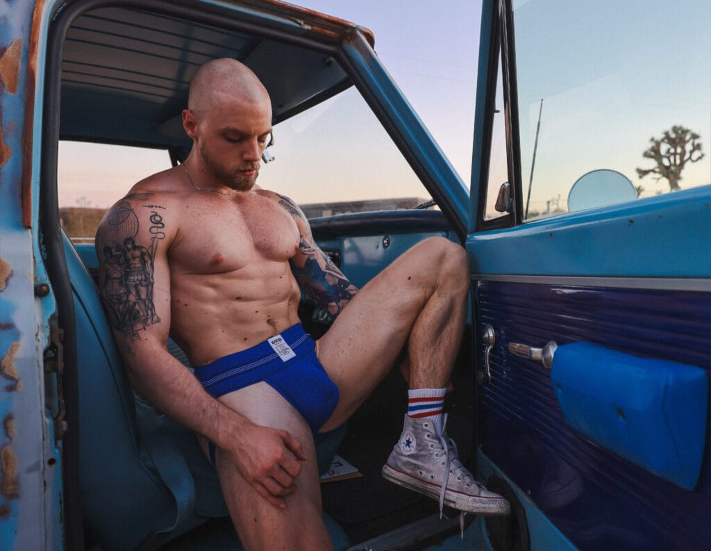 Photo of yesbrawn, creator on OnlyFans with exclusive content