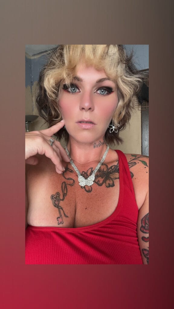 Photo of Claudia Downs, creator on OnlyFans with exclusive content