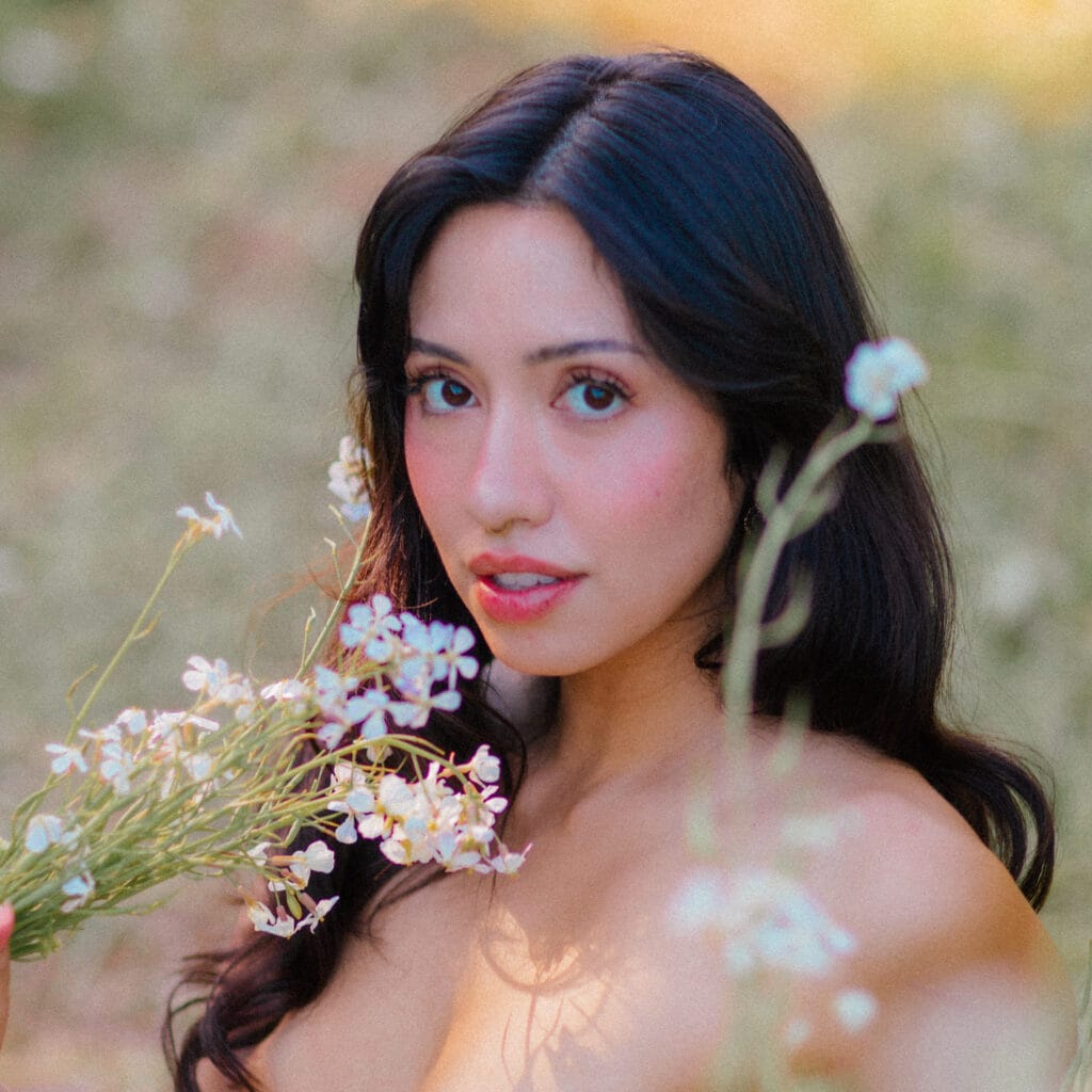 Photo of robin mae, creator on OnlyFans with exclusive content