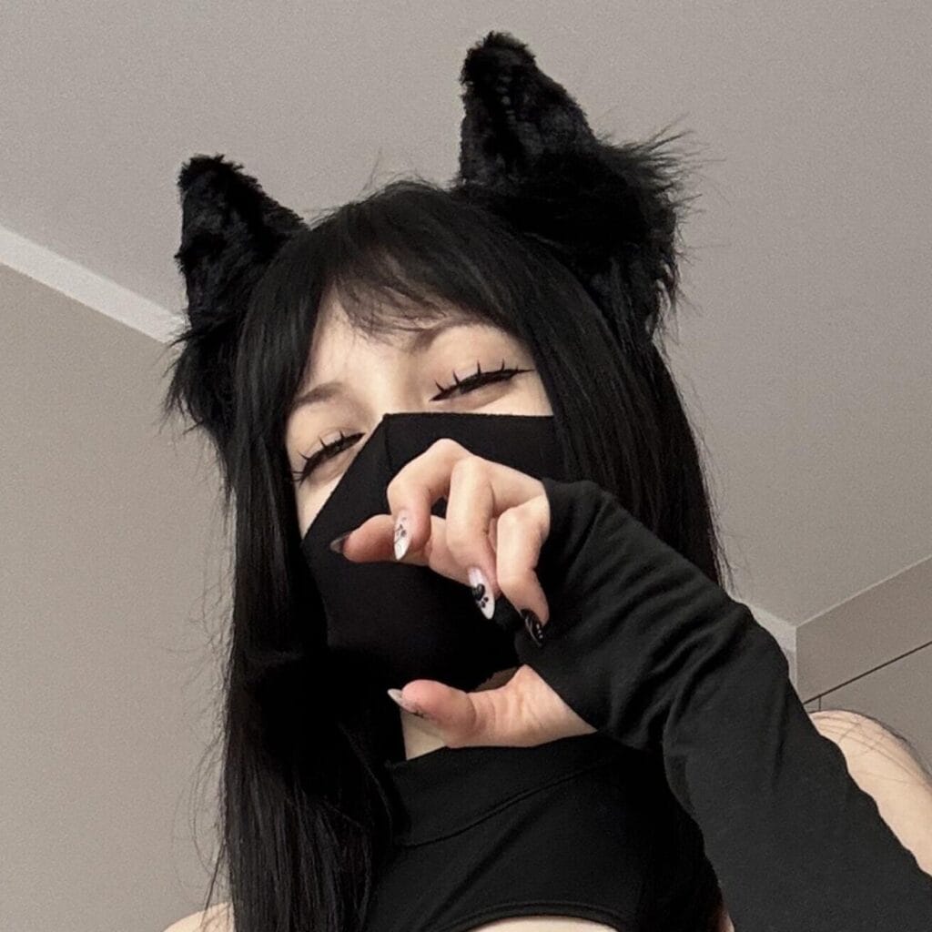 Photo of BrattyLuna, creator on OnlyFans with exclusive content