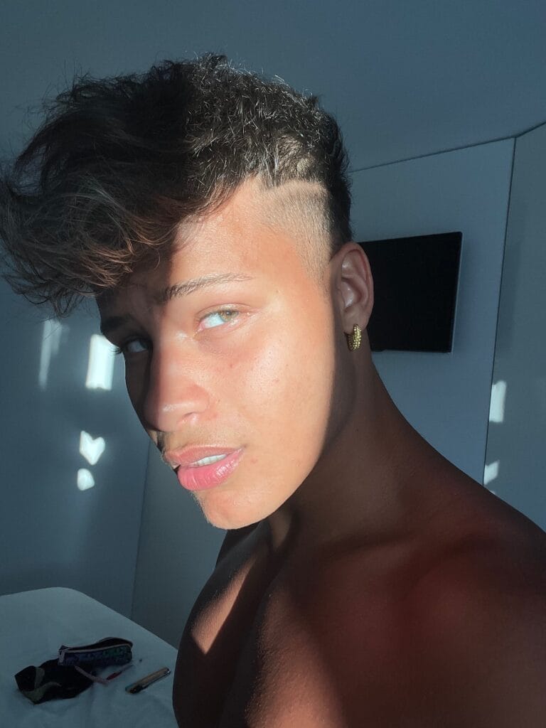 Photo of Denis Dosio, creator on OnlyFans with exclusive content