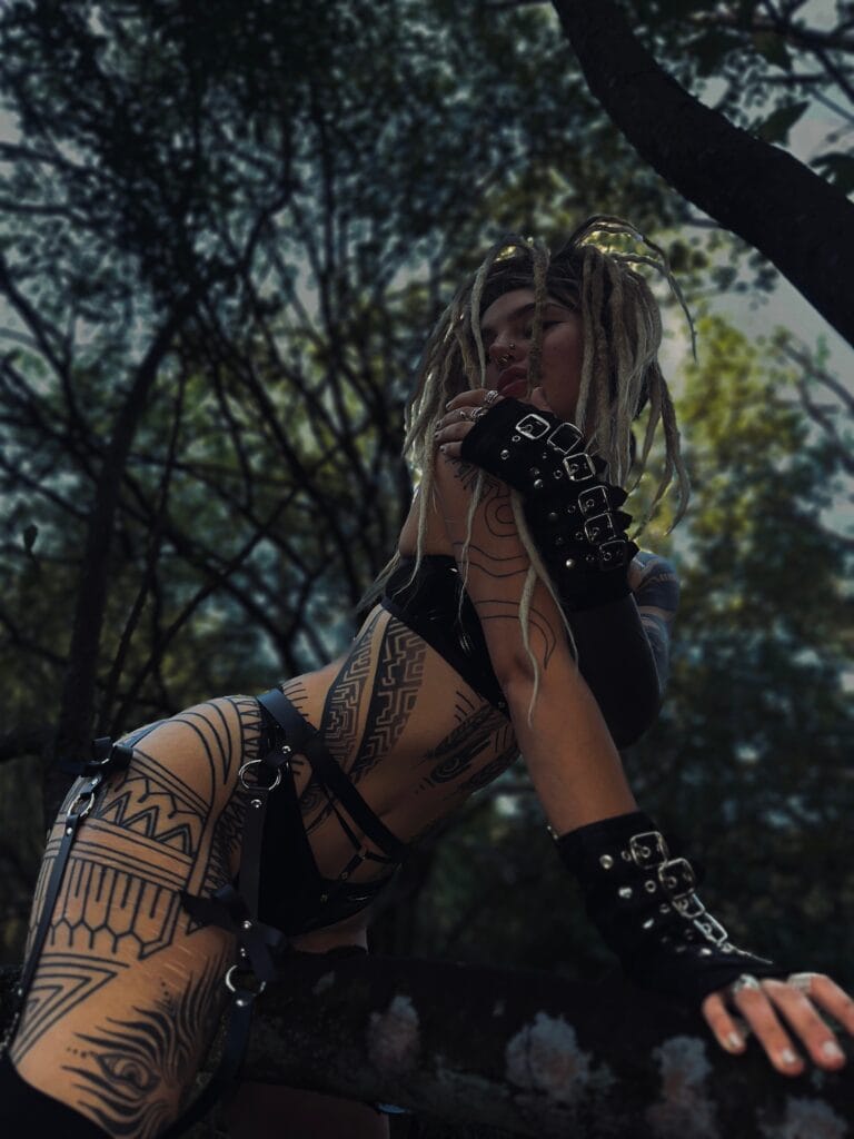 Photo of ༺ 𝔓𝔬𝔭𝔭𝔦𝔢 ༻, creator on OnlyFans with exclusive content