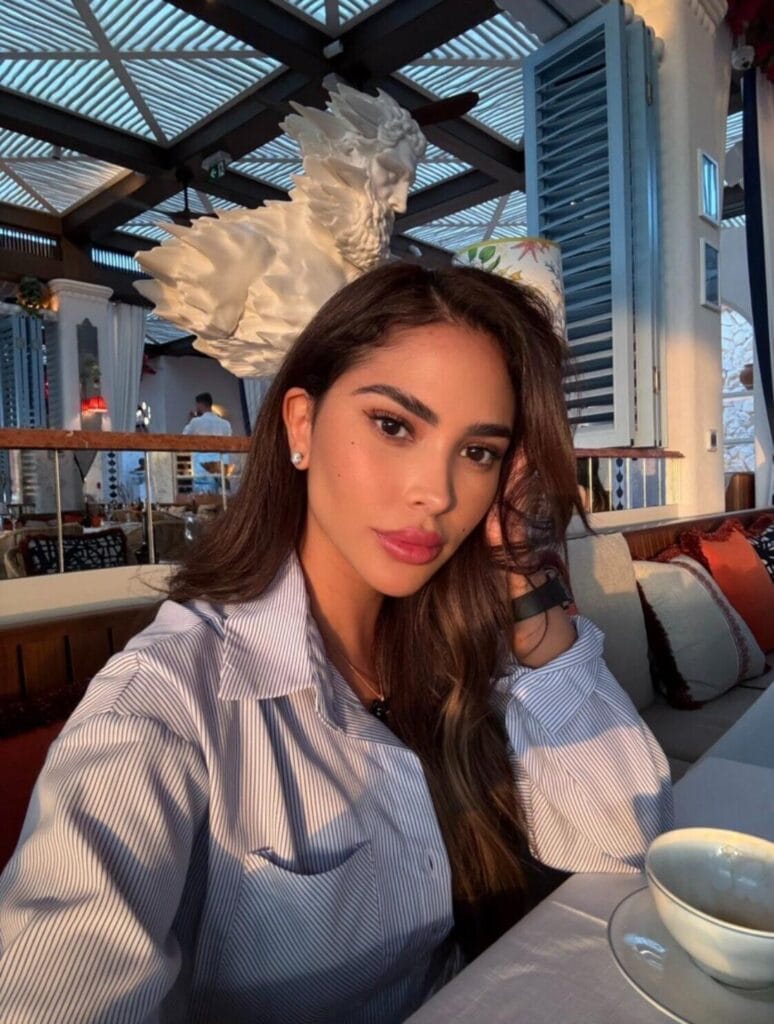 Photo of Ana Paula Saenz, creator on OnlyFans with exclusive content