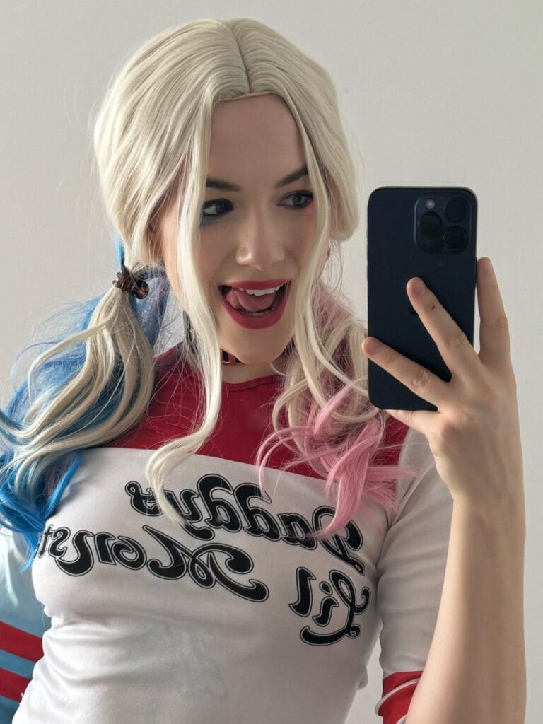 Photo of Beth, creator on OnlyFans with exclusive content