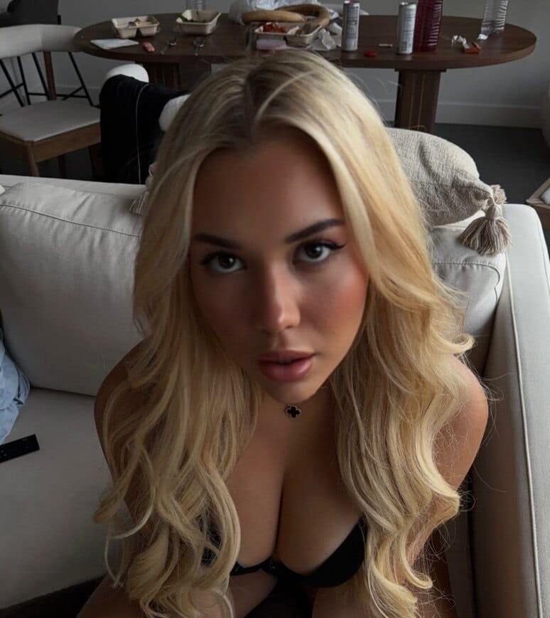 Photo of Samantra, creator on OnlyFans with exclusive content