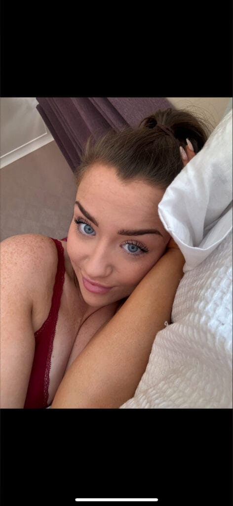 Photo of Ava Louise , creator on OnlyFans with exclusive content