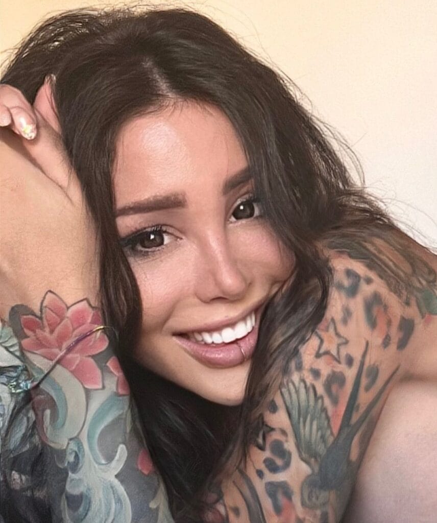 Photo of Alexis, creator on OnlyFans with exclusive content