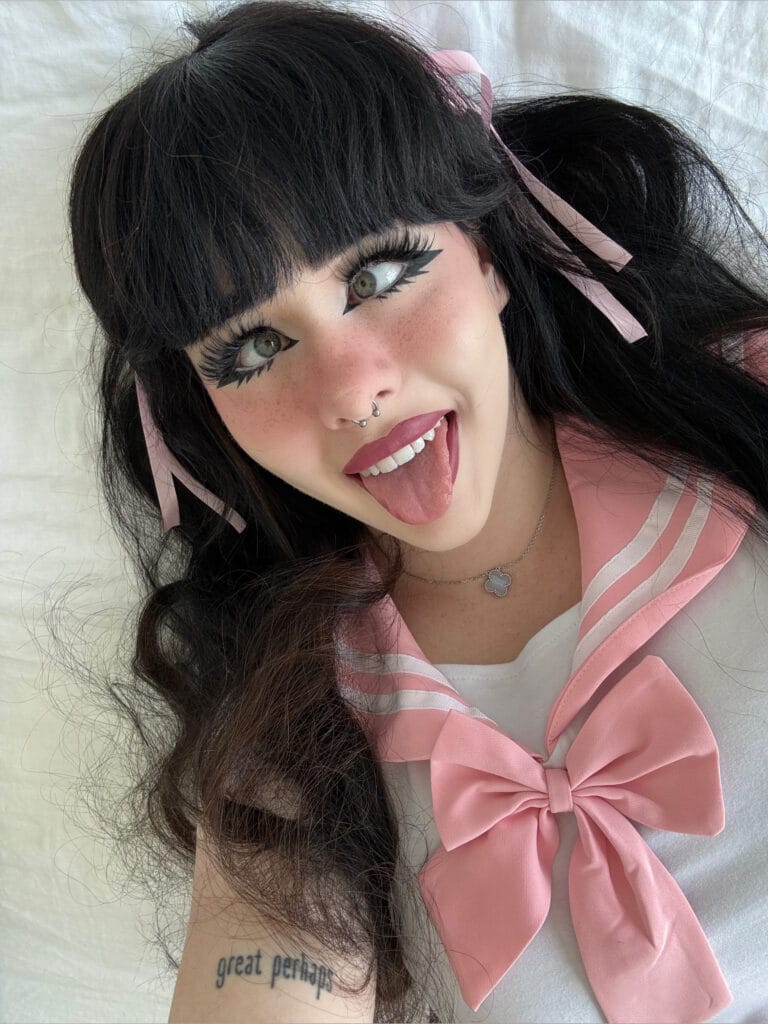 Photo of Lara Rose, creator on OnlyFans with exclusive content