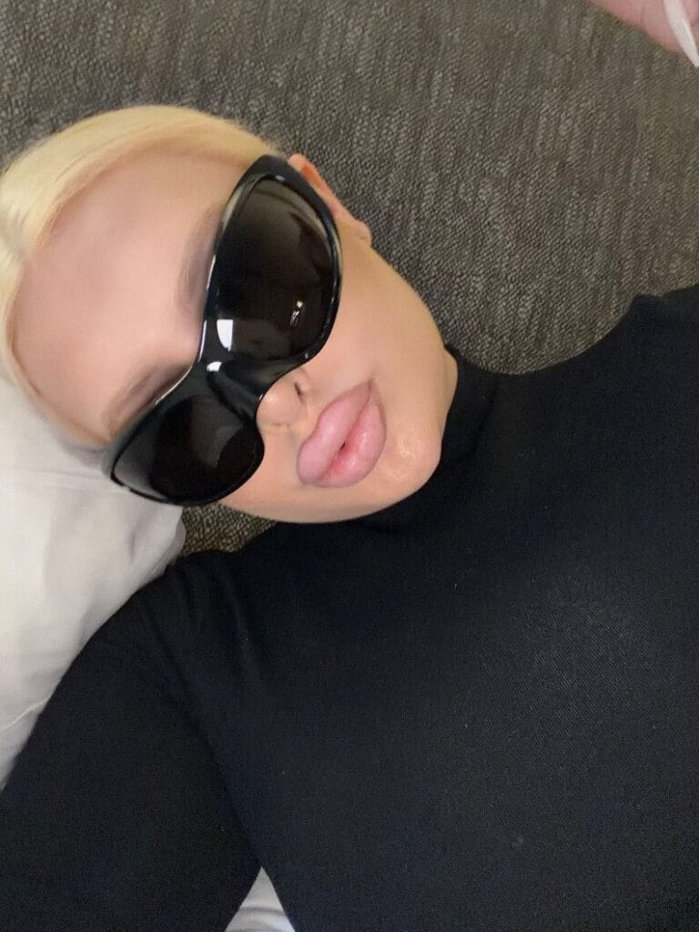 Photo of Ivory Mayhem, creator on OnlyFans with exclusive content