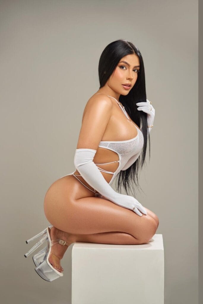 Photo of Maya - secretary_bj, creator on OnlyFans with exclusive content