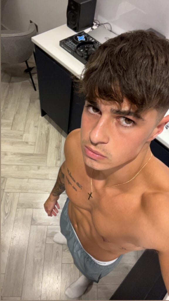 Photo of Bigzee, creator on OnlyFans with exclusive content