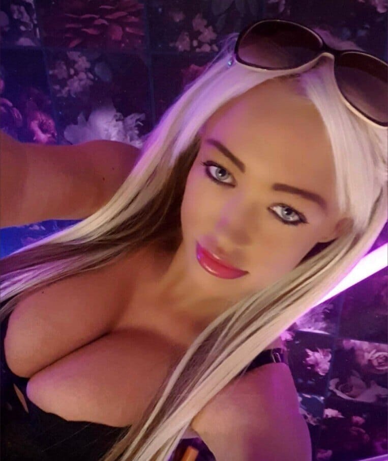 Photo of Kerrie-Lee, creator on OnlyFans with exclusive content