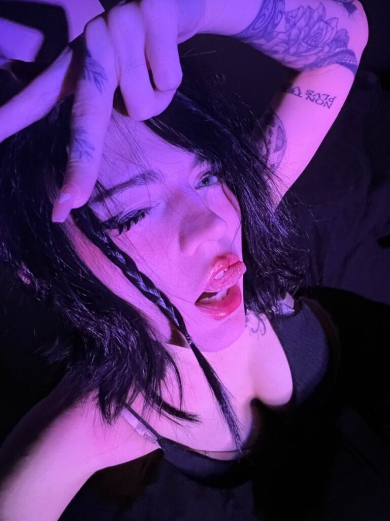 Photo of ess , creator on OnlyFans with exclusive content