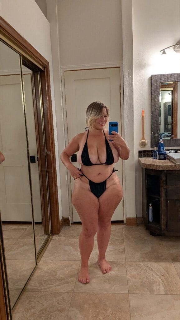 Photo of Mal Malloy, creator on OnlyFans with exclusive content