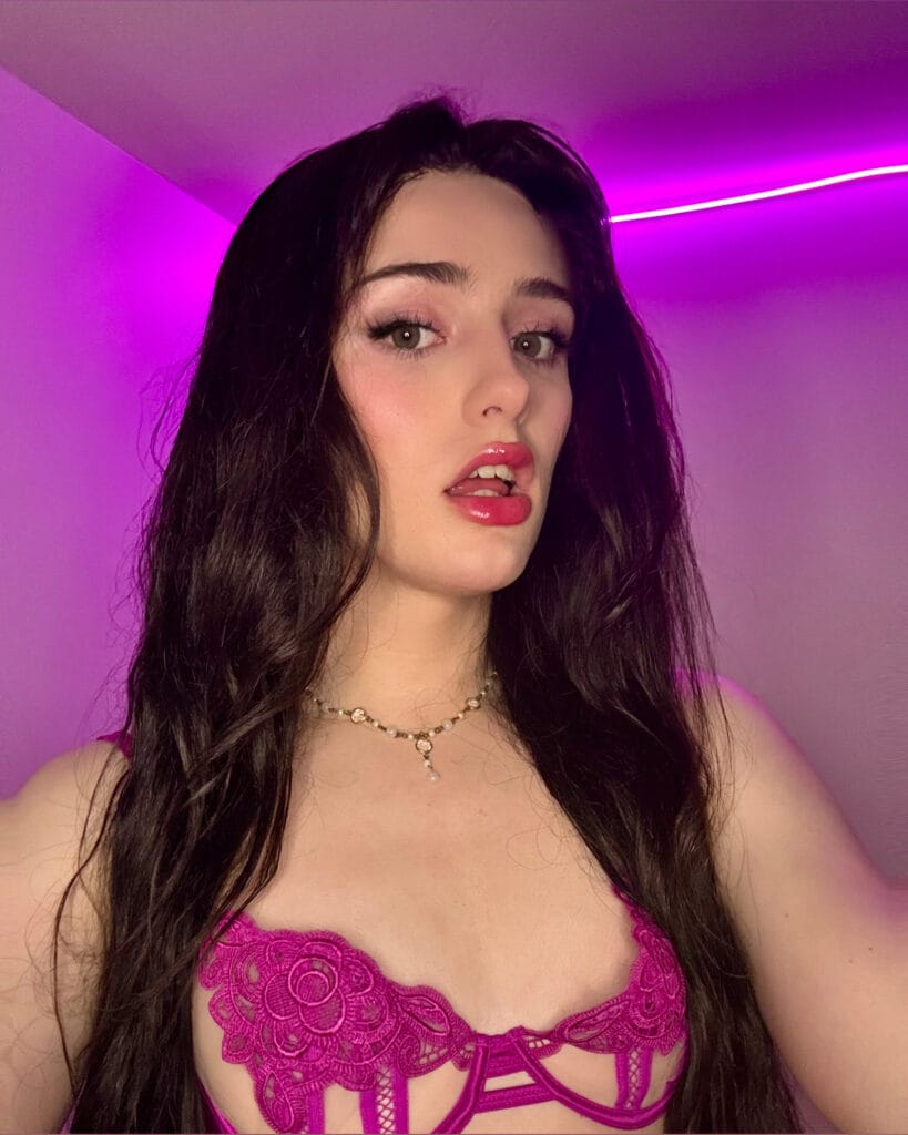 Photo of venus moorez, creator on OnlyFans with exclusive content