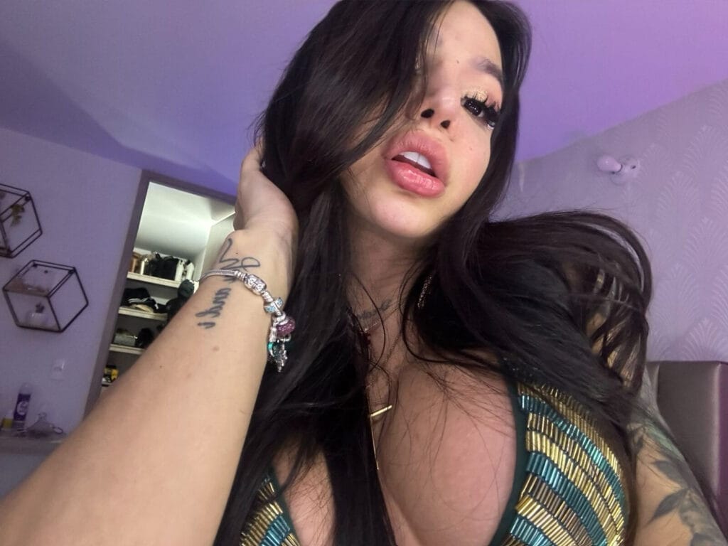 Photo of Alejandra :3, creator on OnlyFans with exclusive content