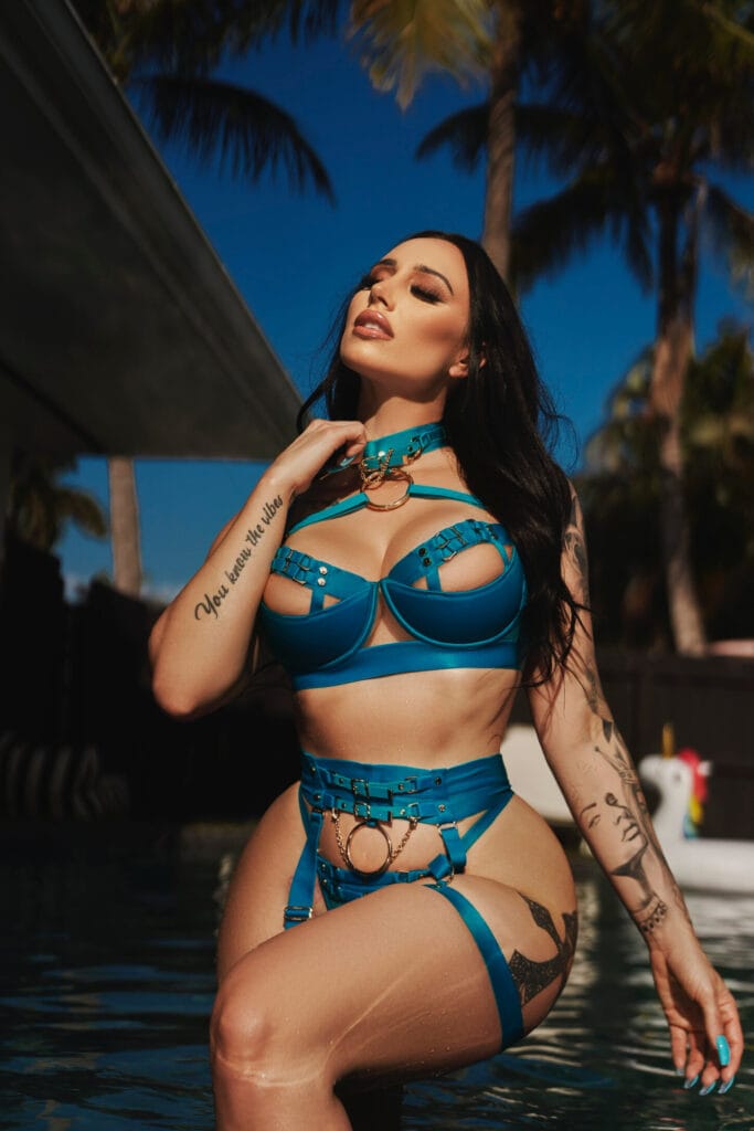 Photo of MONEYBIRDETTE FREE, creator on OnlyFans with exclusive content