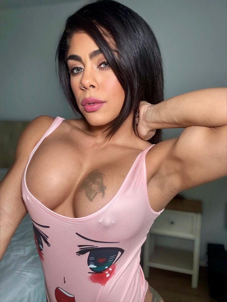 Photo of Yanet - Latina muscle mommy, creator on OnlyFans with exclusive content