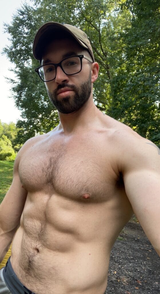 Photo of Farmerb28, creator on OnlyFans with exclusive content