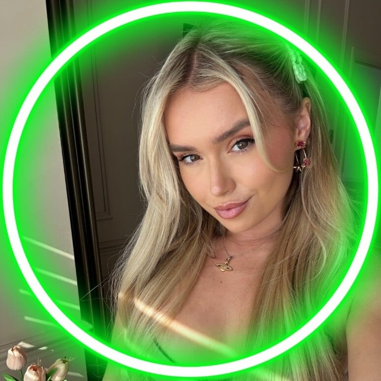 Photo of Bonnie Beau , creator on OnlyFans with exclusive content