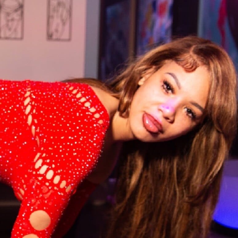 Photo of ʏƚꙅim ꙅꙅɘɔᴎiɿq, creator on OnlyFans with exclusive content